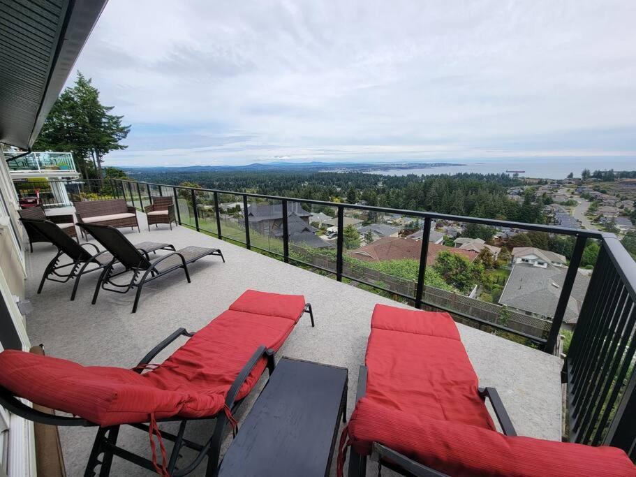 Eagle'S View Penthouse Daire Victoria Dış mekan fotoğraf