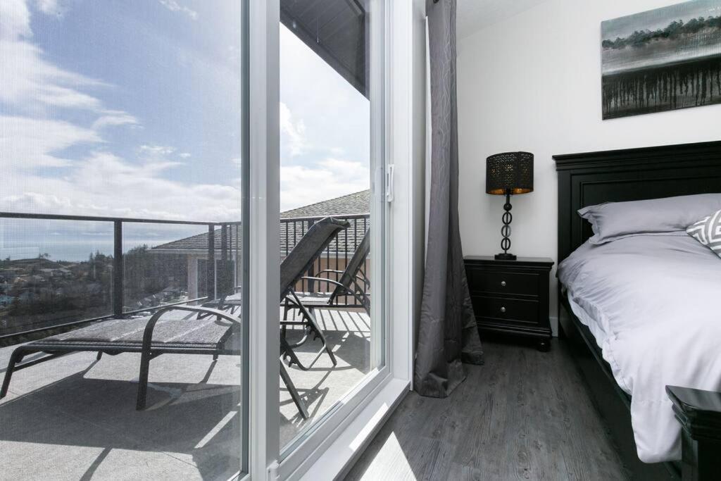 Eagle'S View Penthouse Daire Victoria Dış mekan fotoğraf